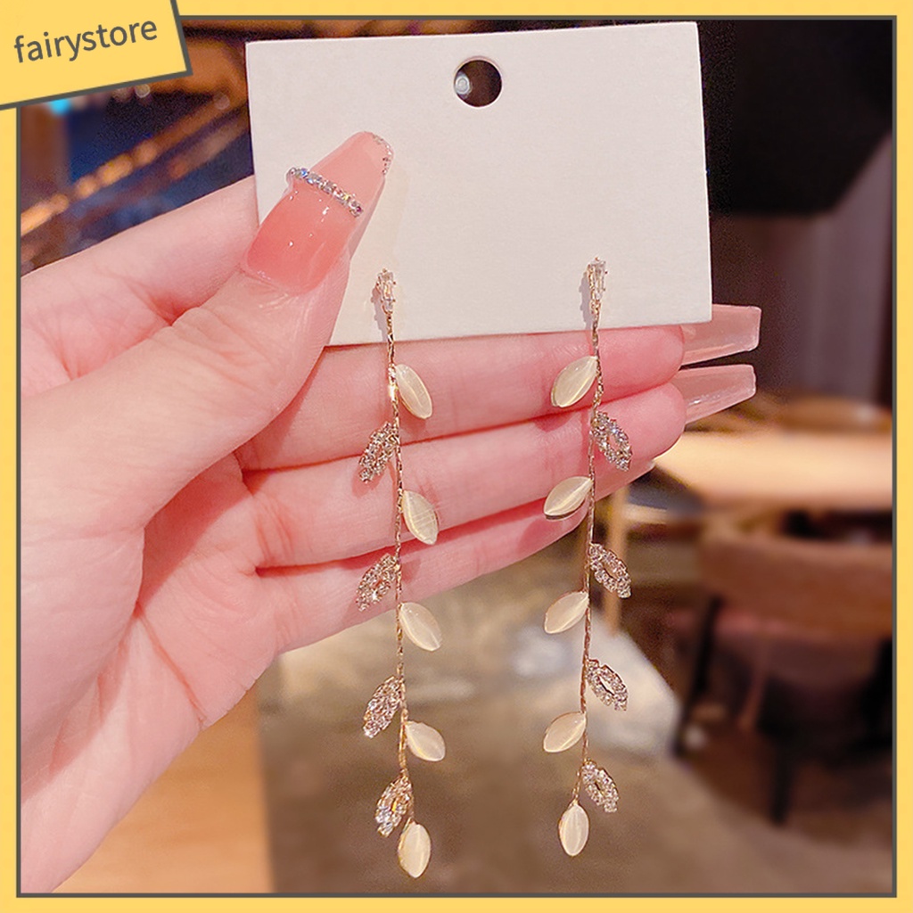 1 Đôi Bông Tai Hình Chiếc Lá Đính Đá Lấp Lánh Dành Cho Nữ