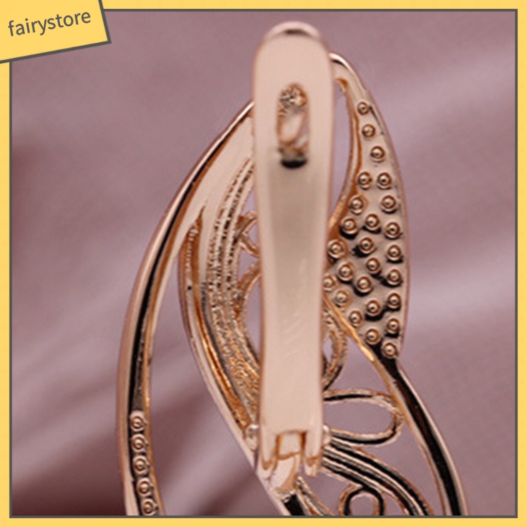 1 Đôi Bông Tai Thiết Kế Rỗng Phong Cách Vintage Tinh Tế Dành Cho Nữ