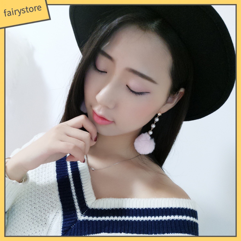 Bông Tai Đính Ngọc Trai Và Bóng Lông Giả Đáng Yêu Cho Nữ