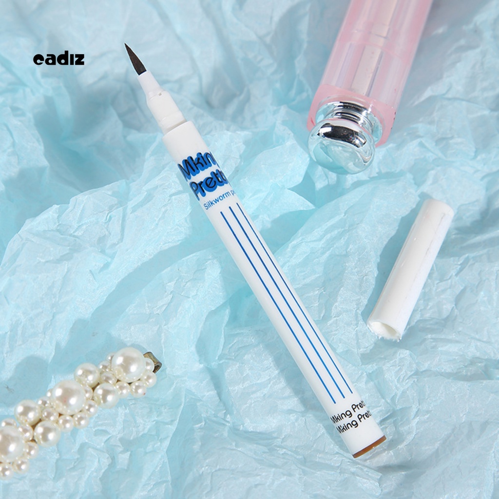 Bút Kẻ Mắt Dạng Lỏng 0.55ml Chống Thấm Nước Và Lâu Trôi Cao Cấp