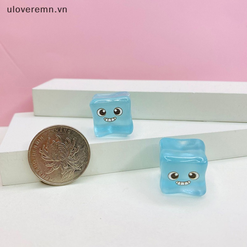 Set 5 Viên Đá Dạ Quang Trong Suốt Kèm Mặt Dây Chuyền Bằng Nhựa Resin DIY