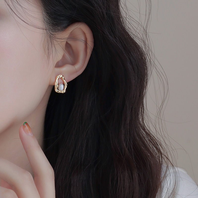 Khuyên Tai Đính Ngọc Trai Tự Nhiên Cao Cấp Phong Cách Hàn Quốc 2023