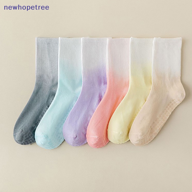 Vớ Tập Yoga / Pilates / Thể Thao Chuyên Nghiệp Bằng Silicone Chống Trượt Màu Gradient