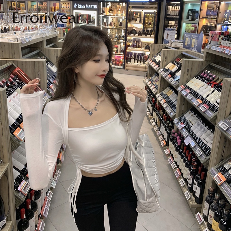 Áo thun Erroriwear dáng ngắn cổ vuông tay dài phối dây rút thời trang 2023 cho nữ