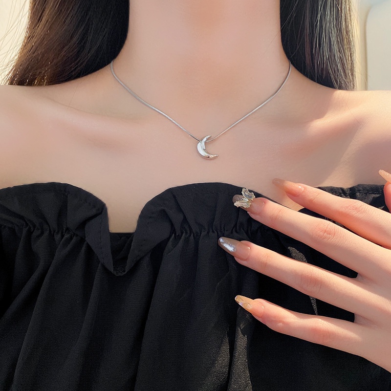 Vòng cổ Hình Mặt Trăng Màu Bạc Đơn Giản Thời Trang Cho Nữ