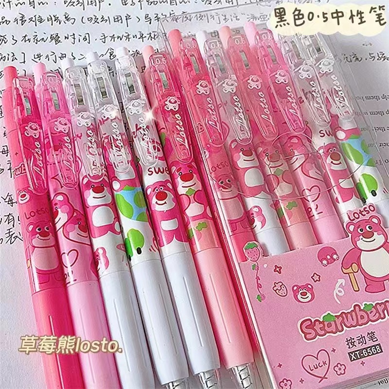 Set 6 Bút Mực Gel Ngòi 0.5mm Màu Đen In Hình Gấu Và Dâu Tây Dễ Thương