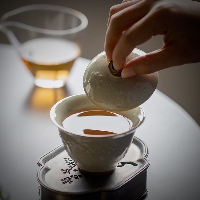 Tách Trà Đơn Bằng Sứ Có Nắp Đậy Hình Hoa Mộc Lan huayun  sancai kung fu