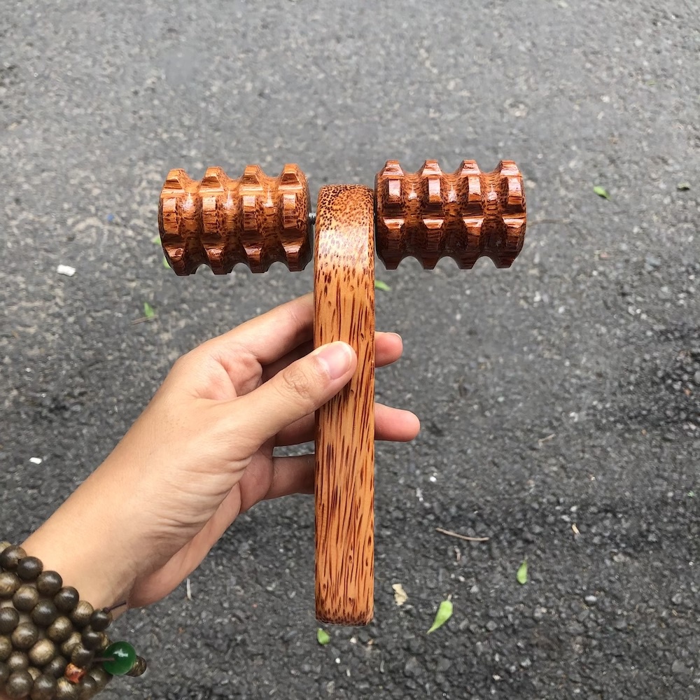 Cây lăn massage gỗ dừa cầm tay - Cây massage mặt/ cổ/ vai/ gáy/ lưng