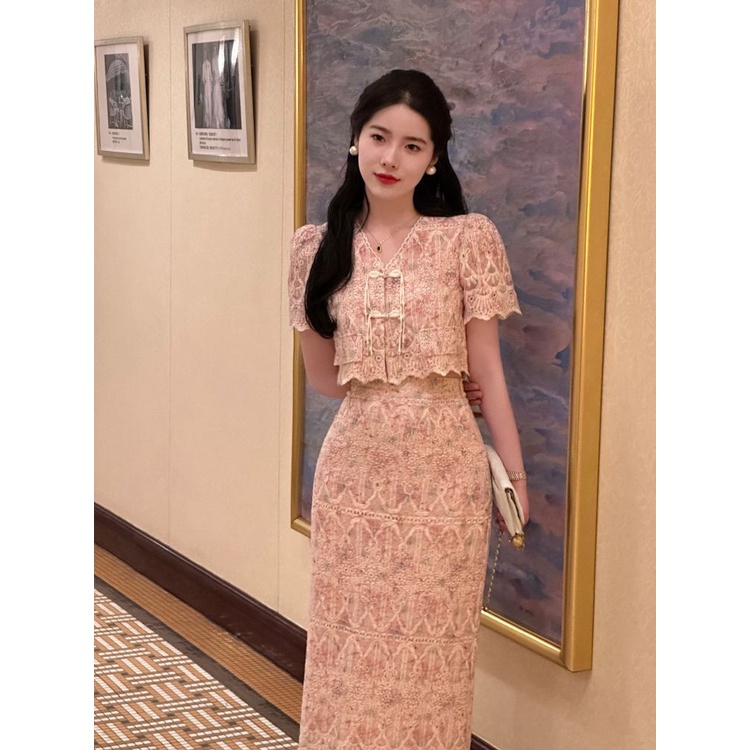 Bộ Áo Cổ Chữ V Thêu Họa Tiết + Chân Váy Lưng Cao Co Giãn Thời Trang Retro Pháp Cho Nữ