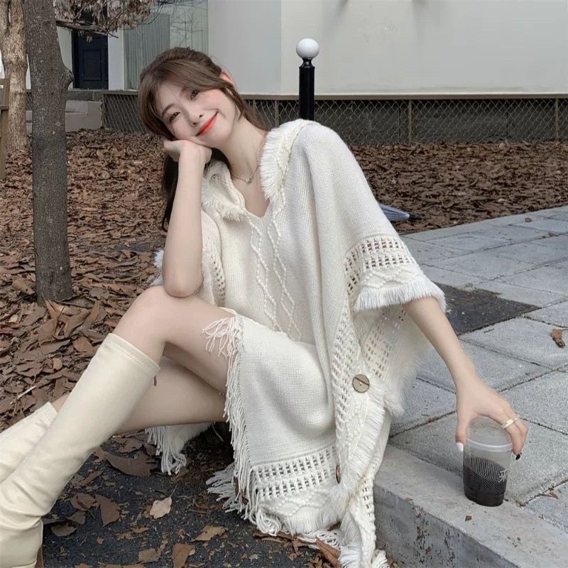 Áo Choàng Dệt Kim Tay Cánh Dơi Phối Nút Thiết Kế Thanh Lịch