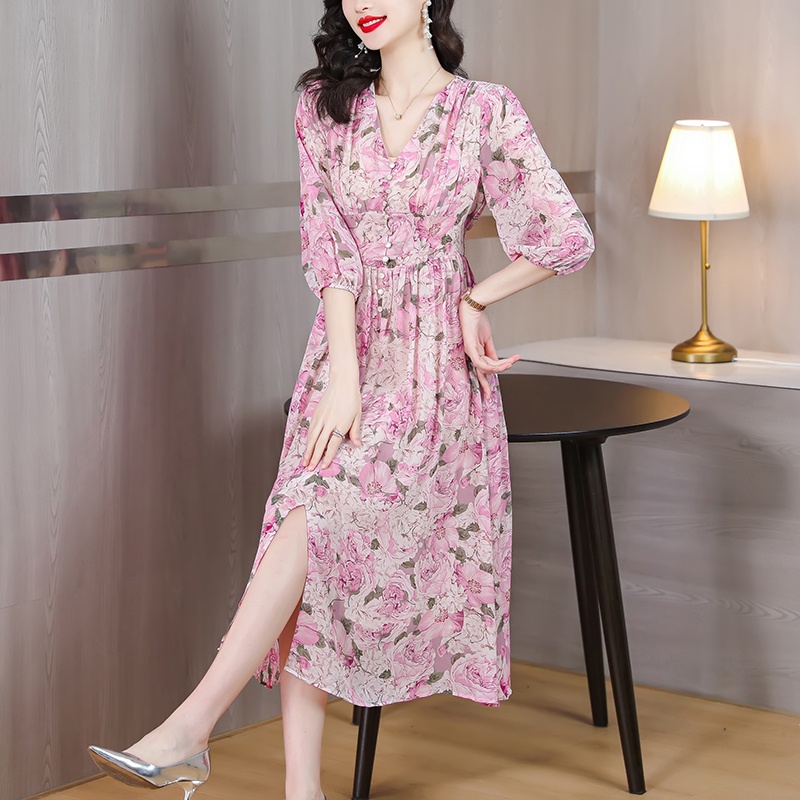 Đầm Dài Qua Gối Cổ Chữ V Vải Lụa Mulberry Cao Cấp In Hoa Phong Cách Mới Mùa Hè