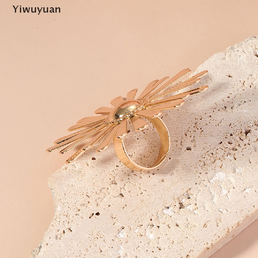 < Yiwuyuan > Nhẫn Hình Hoa Hướng Dương Bằng Kim Loại Lớn Có Thể Điều Chỉnh Làm Quà Tặng Ngày Lễ Cho Nữ