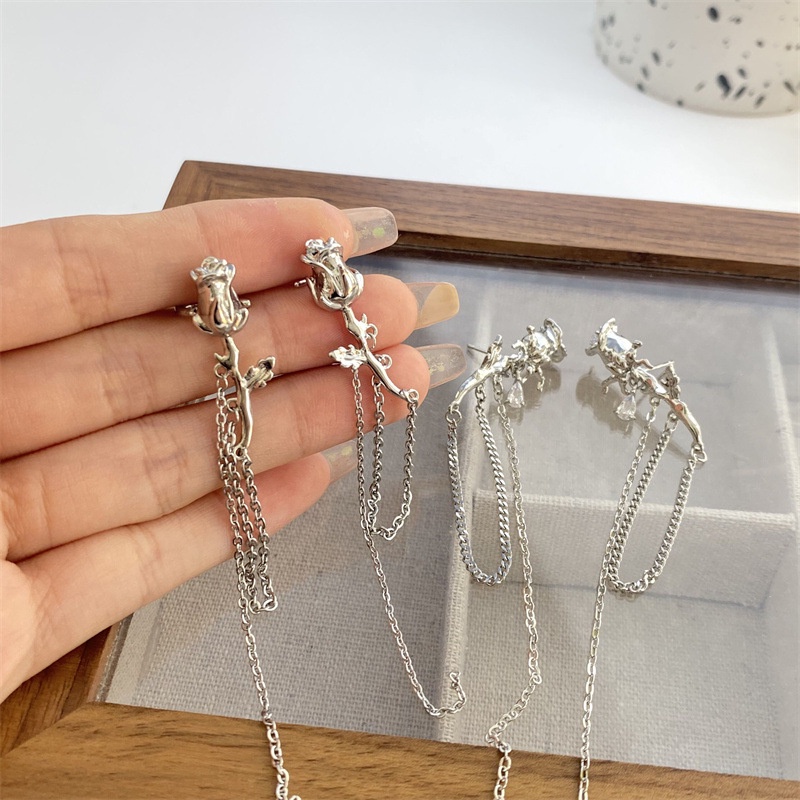 Bông Tai Dạng Kẹp Không Xỏ Lỗ Đính Đá Zircon Hình Hoa Hồng Thời Trang Cho Nữ