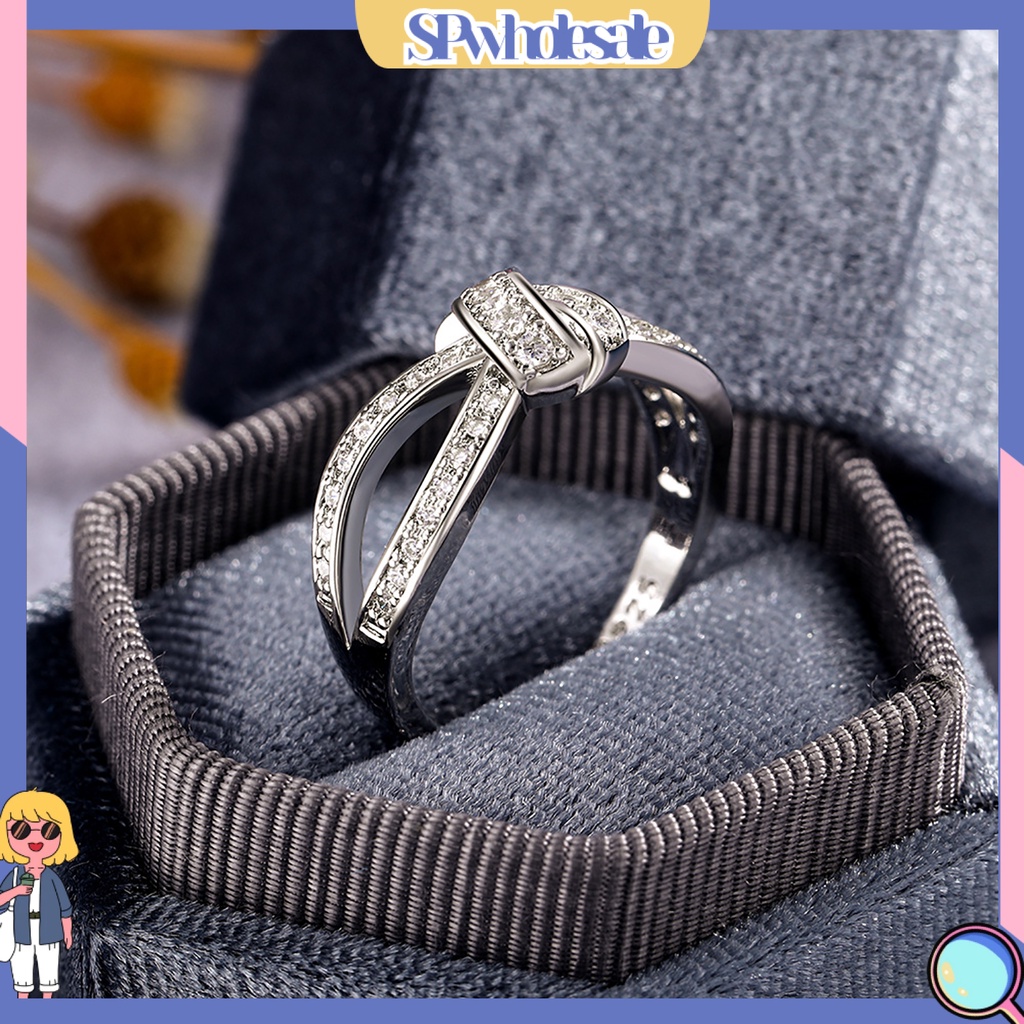 <SPwholesale> Nhẫn Hợp Kim Hình Nơ Xoắn Đính Đá Thời Trang Cho Nữ