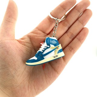 Móc Khóa Hình Giày Bóng Rổ Mini