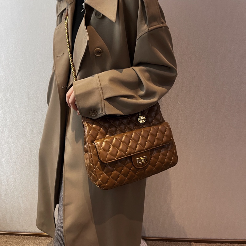 Hàng Mới Về Mới Túi Xách Nữ Đeo Chéo Dây Mắc Xích Thời Trang