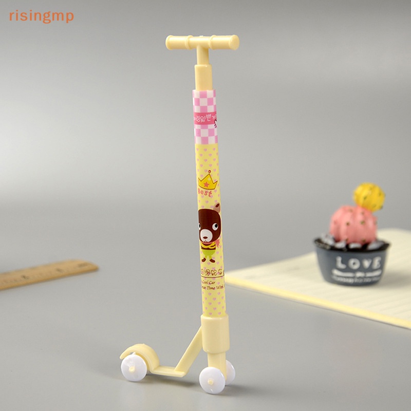 1 Bút Bi Hình Xe Scooter Dễ Thương