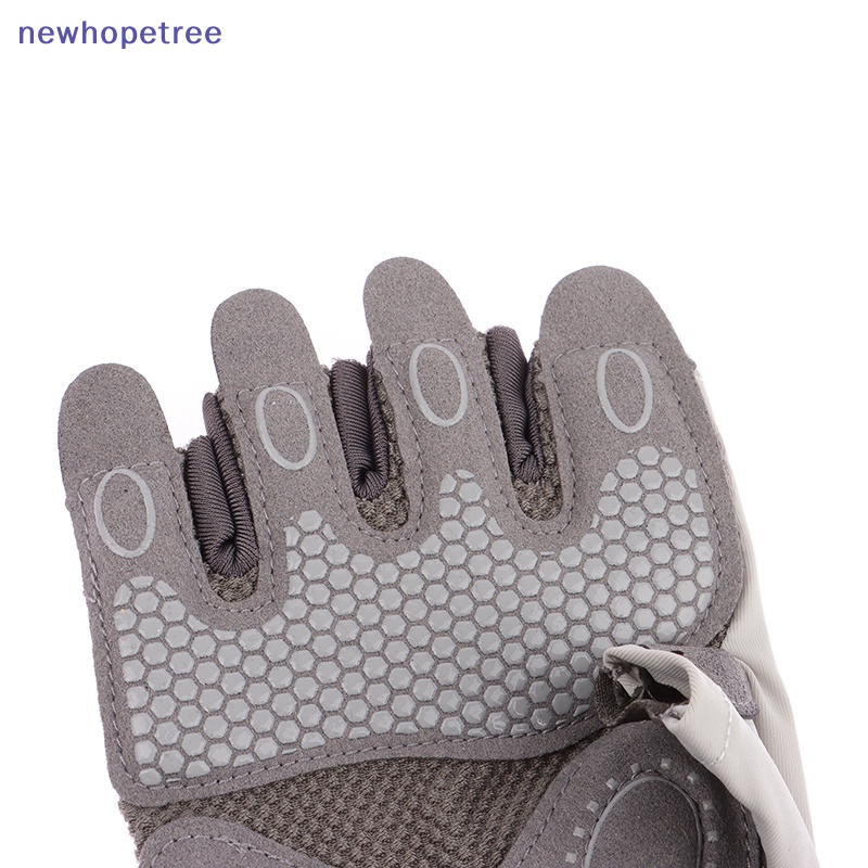 1 Đôi Găng Tay Thể Thao Hở Ngón Chống Trượt Tiện Lợi