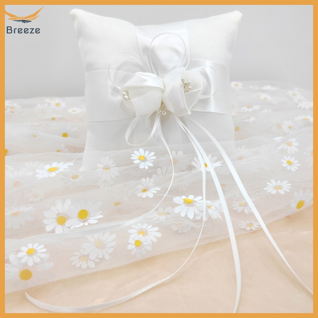 Gối Để Nhẫn Cưới Hình Hoa Lãng Mạn