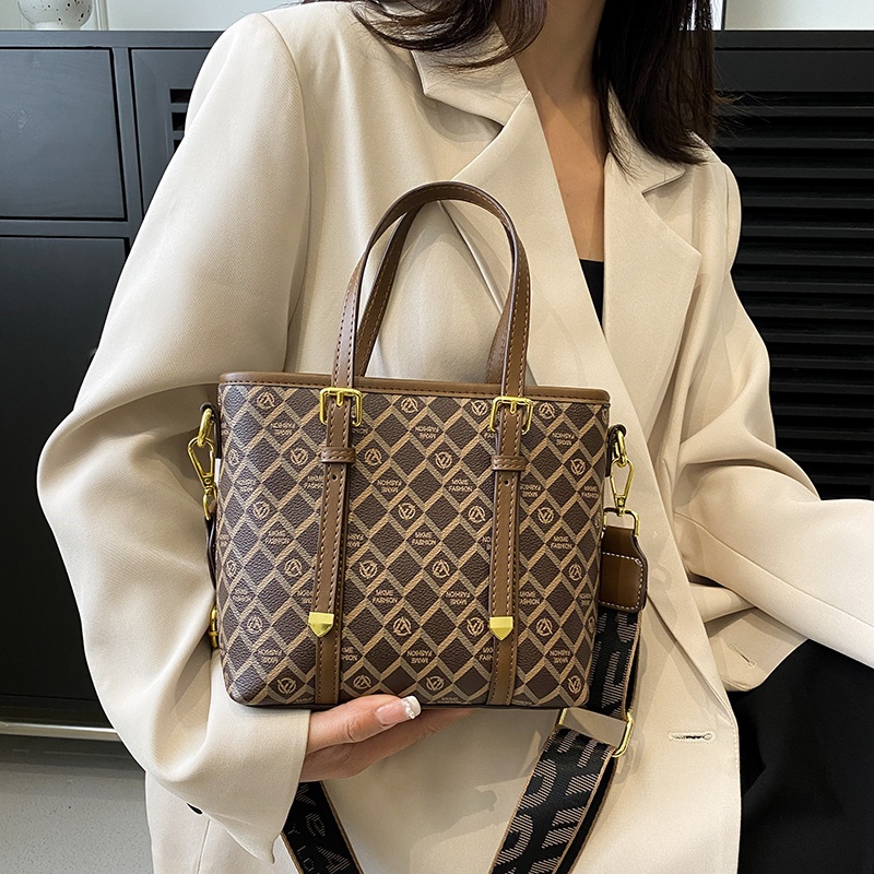 Túi tote Đeo Vai Cỡ Lớn Đính Đá Kim Cương Phong Cách retro Thời Trang Cao Cấp Cho Nữ