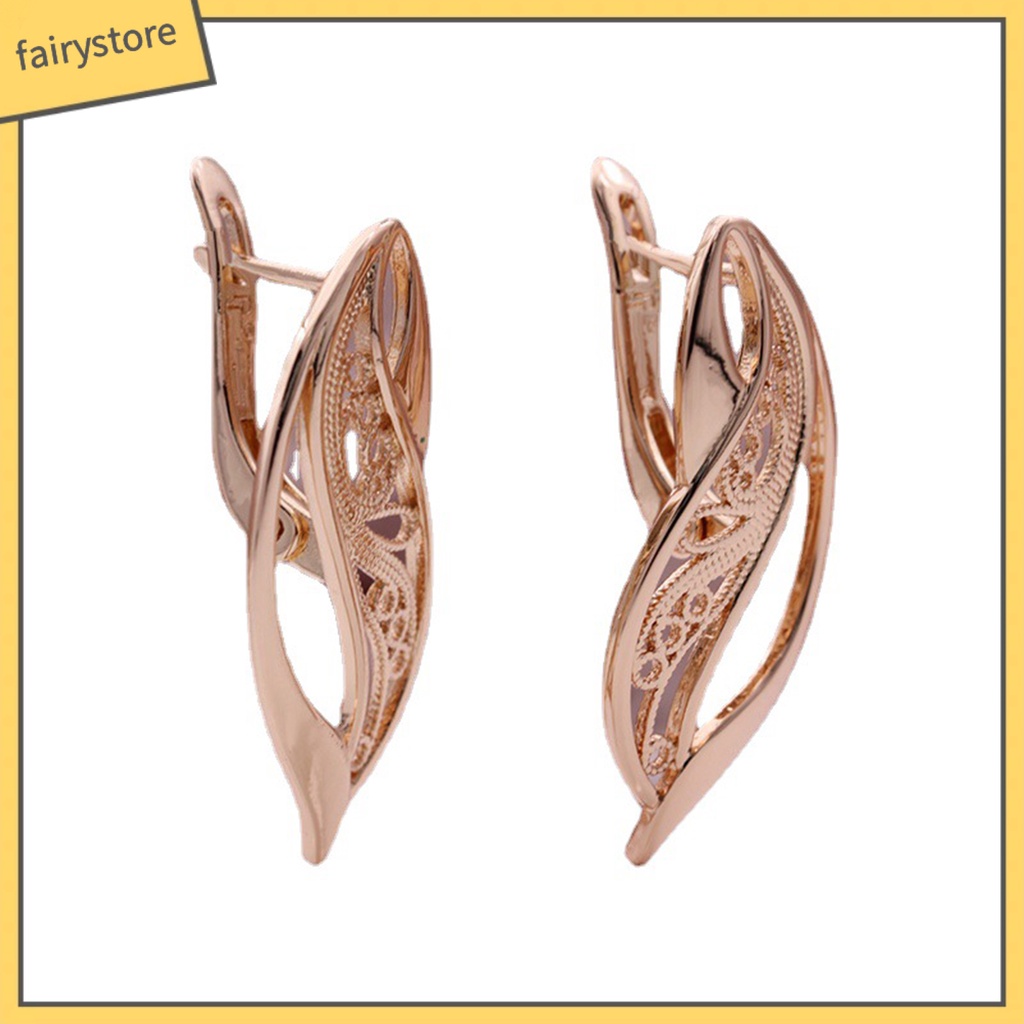 1 Đôi Bông Tai Thiết Kế Rỗng Phong Cách Vintage Tinh Tế Dành Cho Nữ