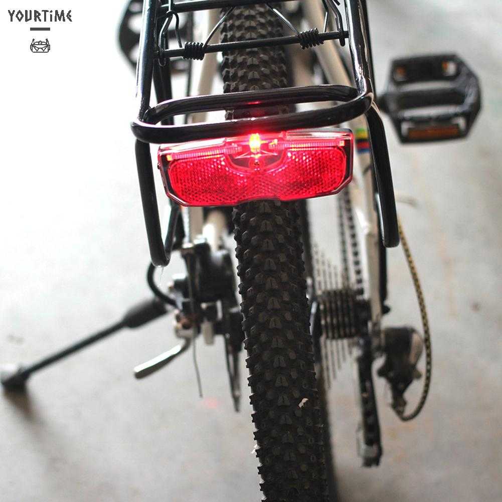 Đèn LED Phản Quang Gắn Yên Sau Xe Đạp Leo Núi Tiện Dụng