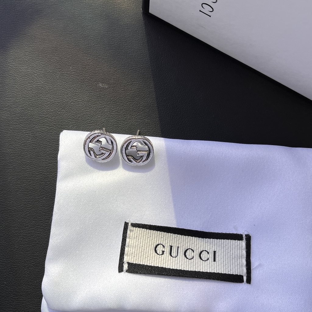 Bông Tai Gucci Bằng Thép Titan Chống Thấm Nước Không Gỉ Hình Logo GG Thời Trang Cho Nữ