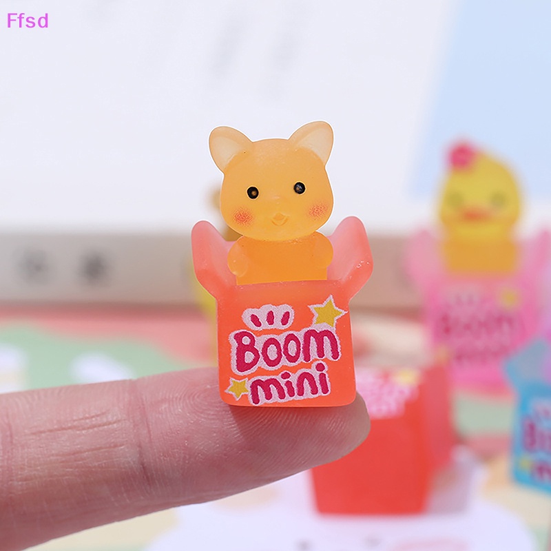 {Ffsd} Bộ 2 Sản Phẩm Trang Trí Sân Vườn Hình Động Vật Hoạt Hình Ba Chiều Bằng Nhựa Resin Dễ Thương Sáng Tạo