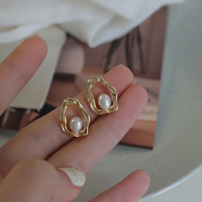 Khuyên Tai Đính Ngọc Trai Tự Nhiên Cao Cấp Phong Cách Hàn Quốc 2023