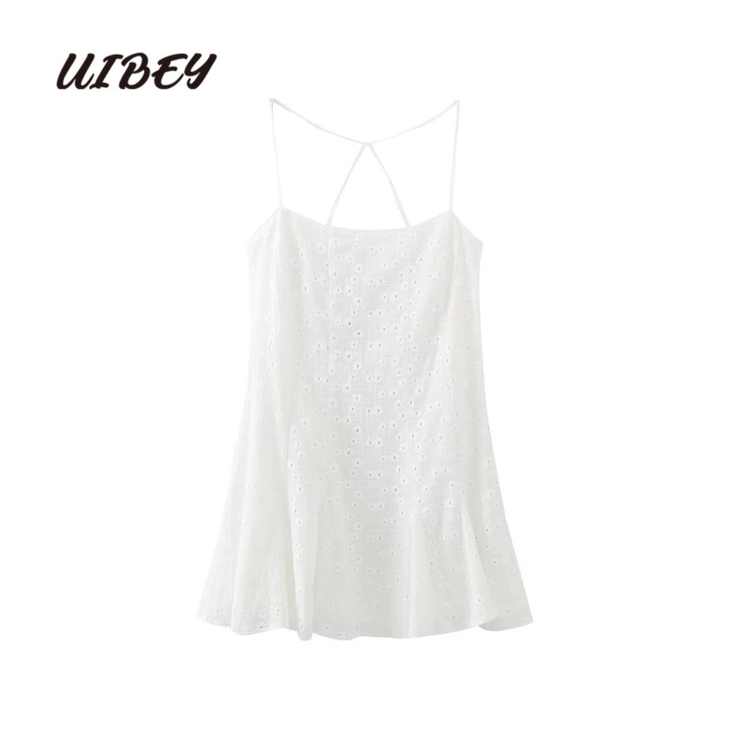 Uibey Đầm Khoét Lỗ Màu Trơn Thêu Họa Tiết Xinh Xắn 130