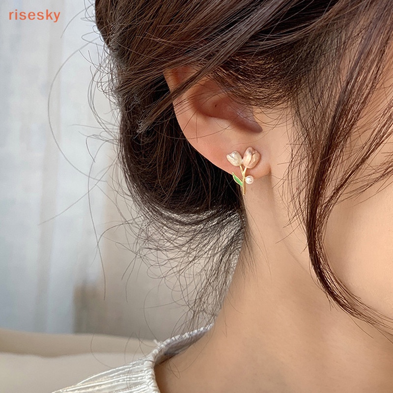 1 Đôi Bông Tai Hình Hoa Tulip Đính Ngọc Trai Dễ Thương Dành Cho Nữ