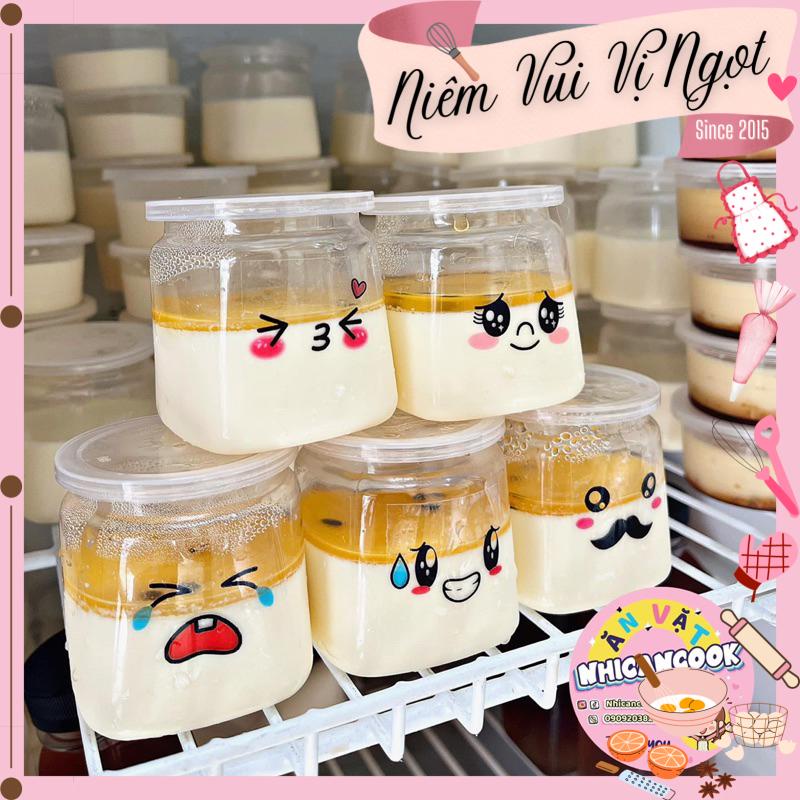 Tem Dán Trong Hình Biểu Cảm Dễ Thương