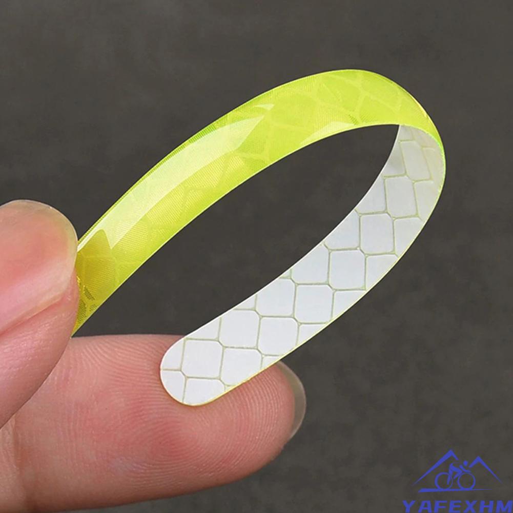 Bộ 20 Miếng Dán Phản Quang 90 * 7mm Trang Trí Viền Bánh Xe