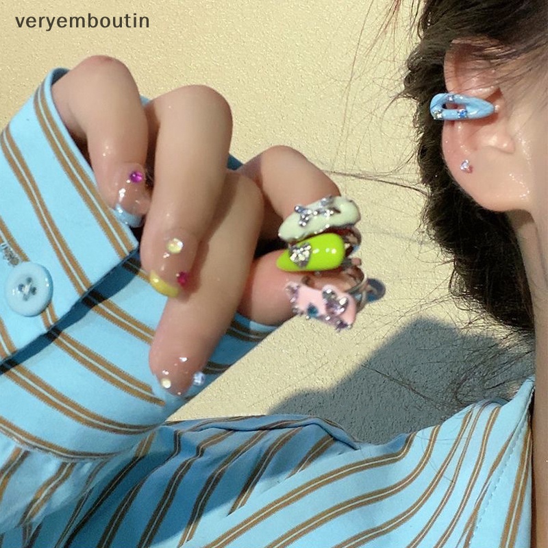 1 Khuyên Tai Dạng Kẹp Vành Tai Thời Trang Mới Phổ Biến Cho Nữ