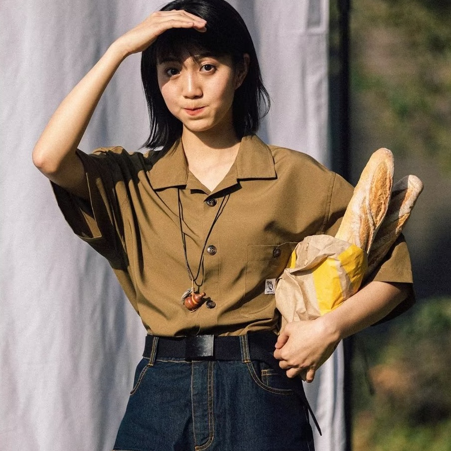 Áo Sơ Mi Nam Cơ Bản Màu Sắc Đơn Giản Phong Cách Hàn Quốc, Cảm Giác Nhẹ Nhàng Tay Ngắn Rộng Rãi Thời Trang Mới Cho Cả Nam Và Nữ