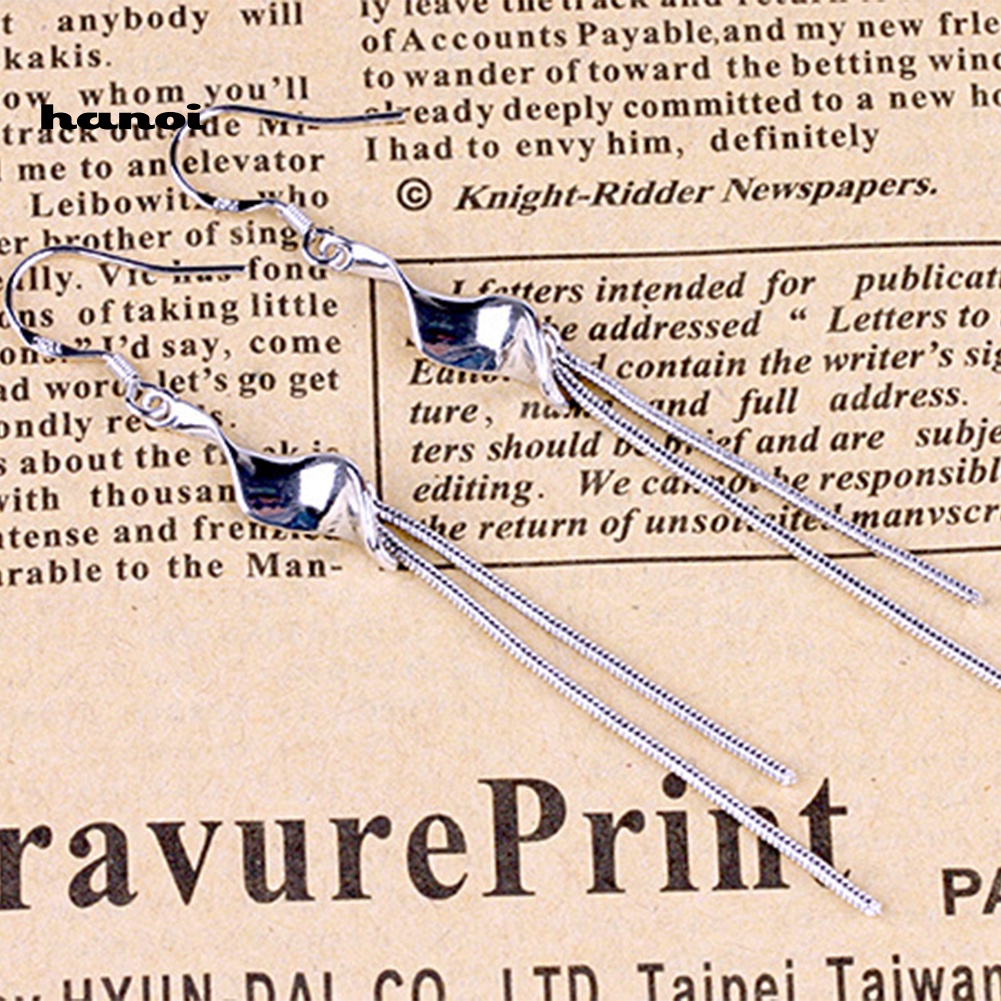 Bông Tai Hợp Kim Dáng Dài Phối Tua Rua Màu Bạc Thời Trang Cho Nữ