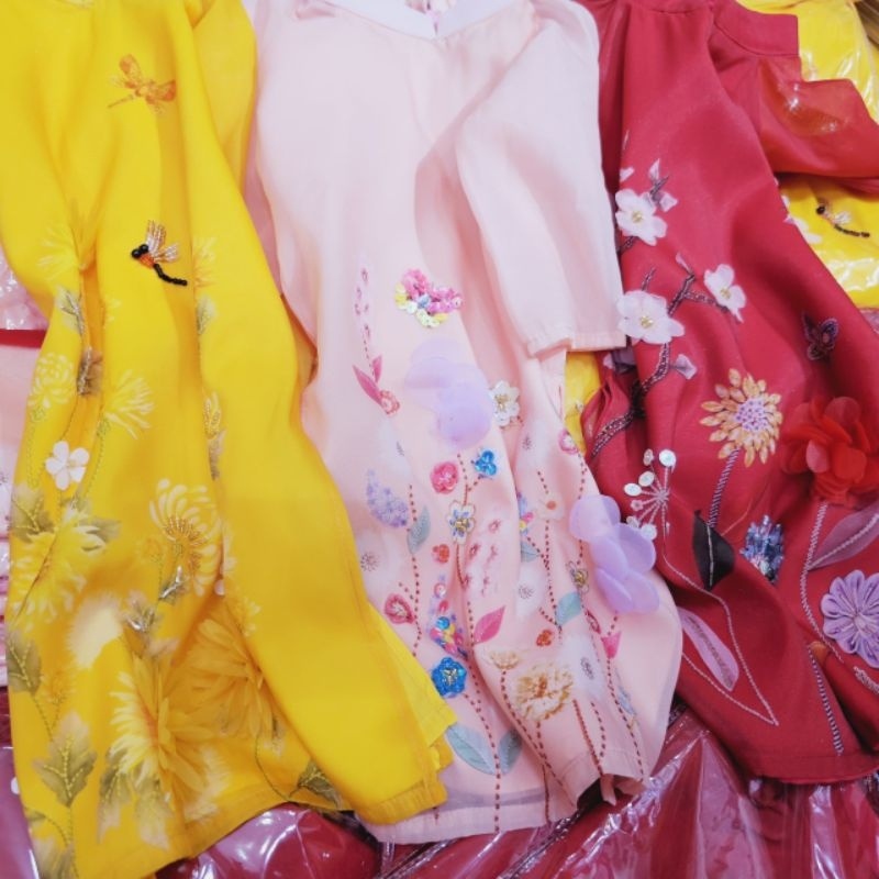 🥰 sét áo dài câch tân tết bé gái cao cấp hàng thiết kế đẹp nhẹ nhàng cam kết ảnh thật đín hoa nổi