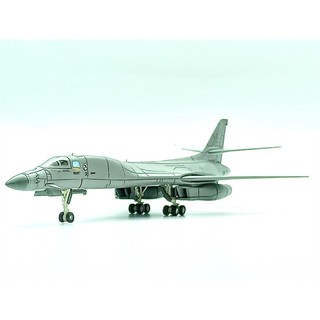 Mô hình máy bay B1B tỷ lệ 1/200