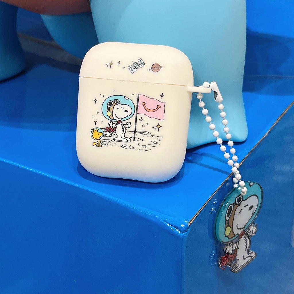 Vỏ Bảo Vệ Hộp Sạc Tai Nghe Airpods Pro 1 / 2 3rd Pro2 Bằng Silicon Màu Trắng Họa Tiết Hoạt Hình Snoopy Dễ Thương