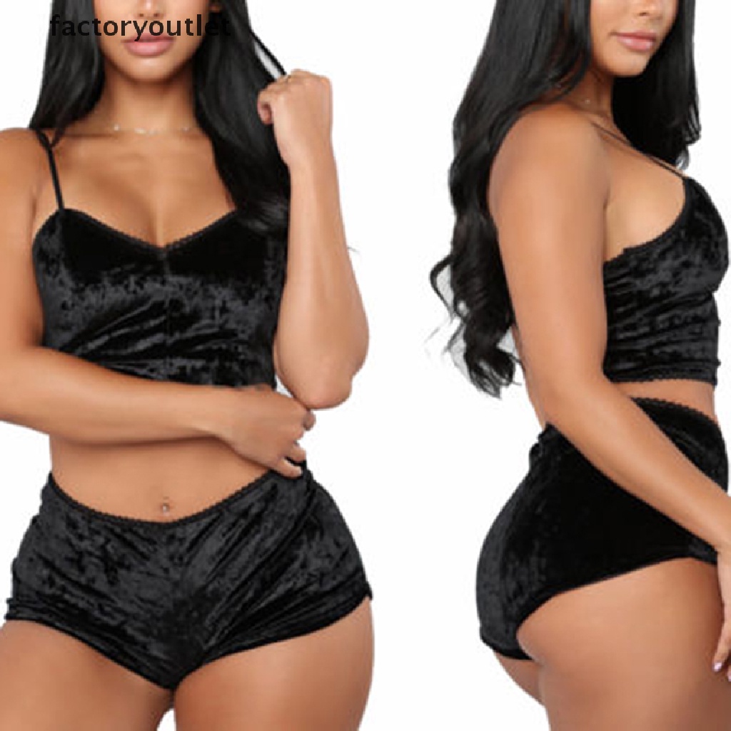 Bộ Đồ Ngủ 2 Món Áo Croptop Phối Quần Short Vải Nhung Thiết Kế Quyến Rũ Cho Nữ