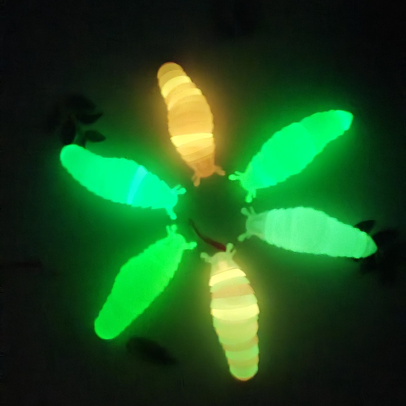 Móc khóa/đồ chơi Sâu Bướm Phát Sáng khớp thân uốn éo linh hoạt giải tỏa căng thẳng (1 con-màu ngẫu nhiên)