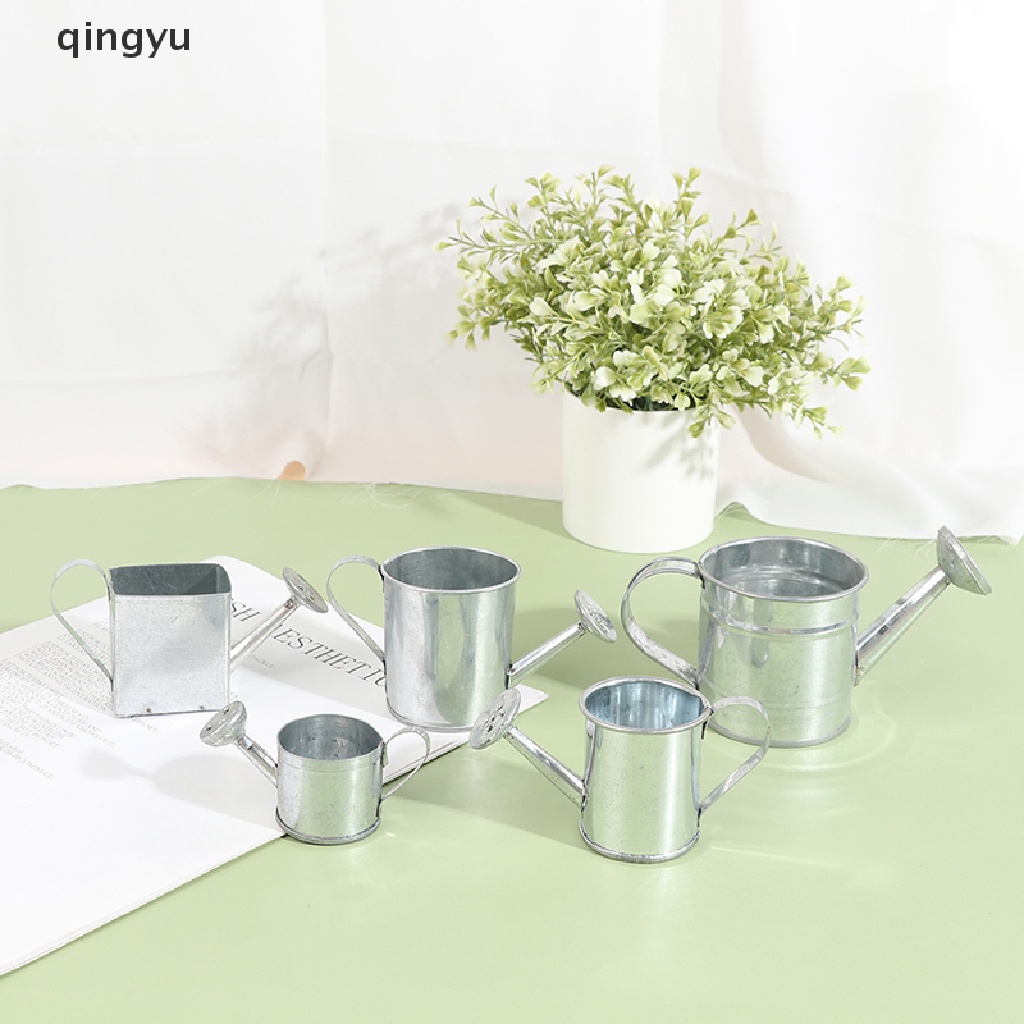 Bình Tưới Cây Mini Bằng Kim Loại Dùng Trang Trí Nhà Búp Bê
