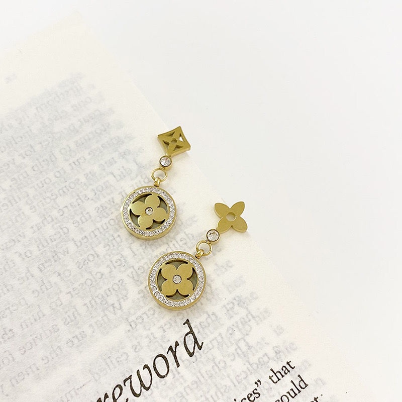 Khuyên Tai Thép Không Gỉ Hình Hoa Bốn Lá Không Gây Dị Ứng Thời Trang Mới 2023 Dành Cho Bạn Nữ