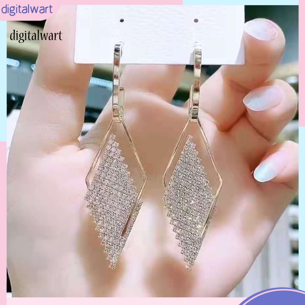 Kỹ Thuật Số| 1 Đôi Bông Tai Hình Thoi Đính Đá Lấp Lánh Chống Rơi Dành Cho Nữ
