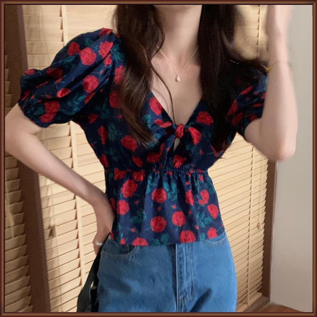 Áo Croptop Tay Phồng Cổ Chữ V In Họa Tiết Hoa Hồng Thời Trang Cho Nữ