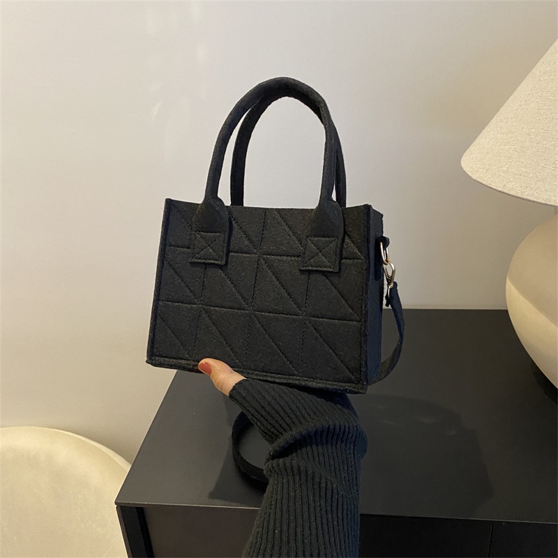 Fashion blanket women's bag 2023 Korean fashion portable small square bag simple casual shoulder cross-body bag N5KE