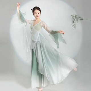 Classical Chinese-style Hanfu for large-scale performances (the inside of the jacket is white)