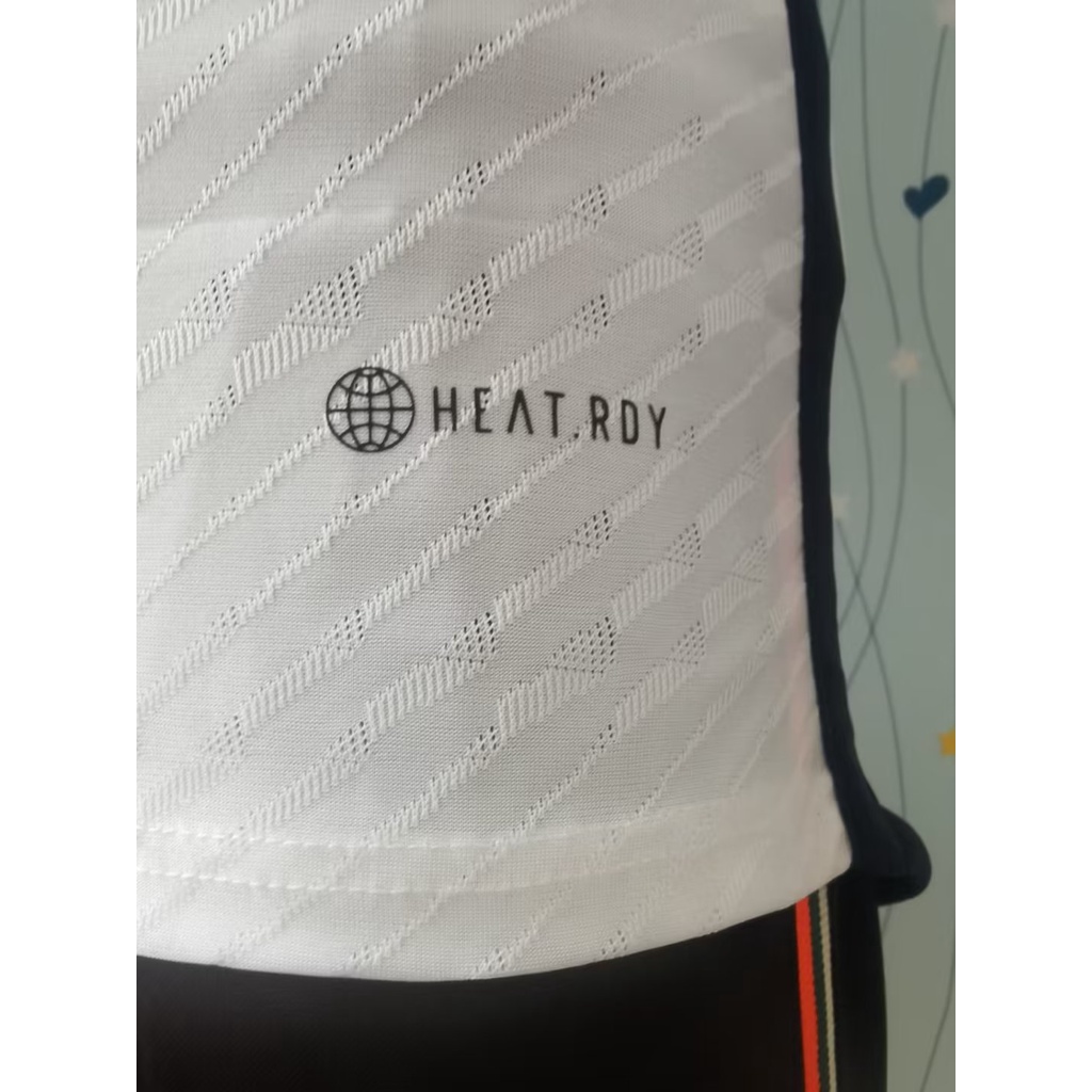 Áo Thun Bóng Đá Dài Tay Real Madrid 2324