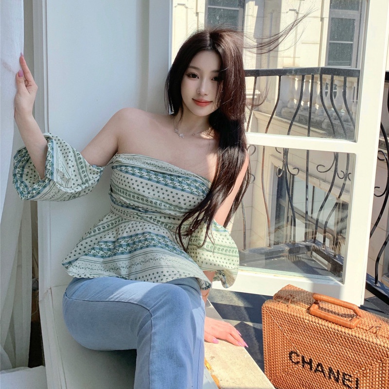 Áo Kiểu Trễ Vai Dáng Ngắn In Họa Tiết Thời Trang Mùa Hè Quyến Rũ Cho Nữ