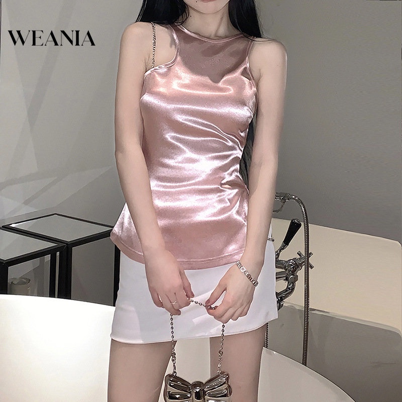 Áo Satin Hai Dây Dáng Ôm Xẻ Tà Phối Dây Xích Thời Trang Cho Bạn Gái